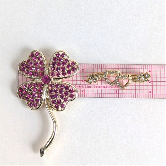 8pc Vintage Brooch Collection - Sarah Coventry, JJ Jonette & Unsigned Pieces - Picture 16 of 17